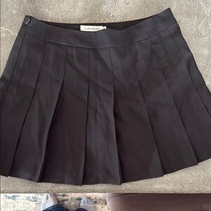 Elegant Black Skirt by [Brand]